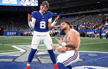Giants Stun Eagles in Primetime: Jaxson Dart and Cam Skattebo Shine