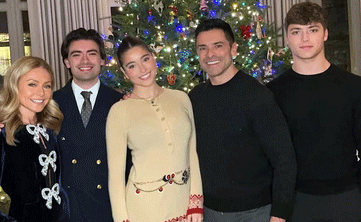kelly ripa lola visit