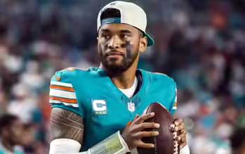 Miami Dolphins’ Tua Tagovailoa Takes Blame for Loss, Coach Mike McDaniel Faces Growing Criticism