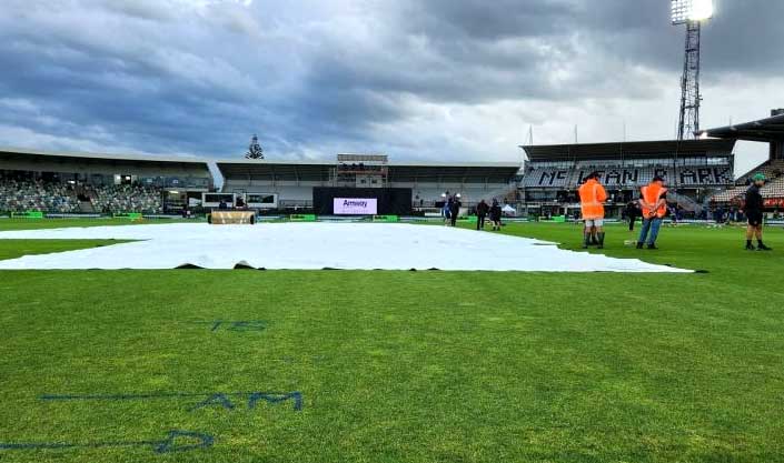New Zealand vs England 3rd T20I: Match Delayed Due to Wet Outfield